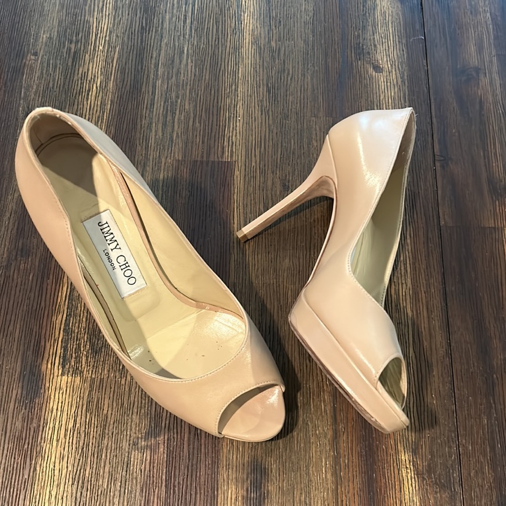 Jimmy Choo Nude Platform Pumps size 7 (37.5)